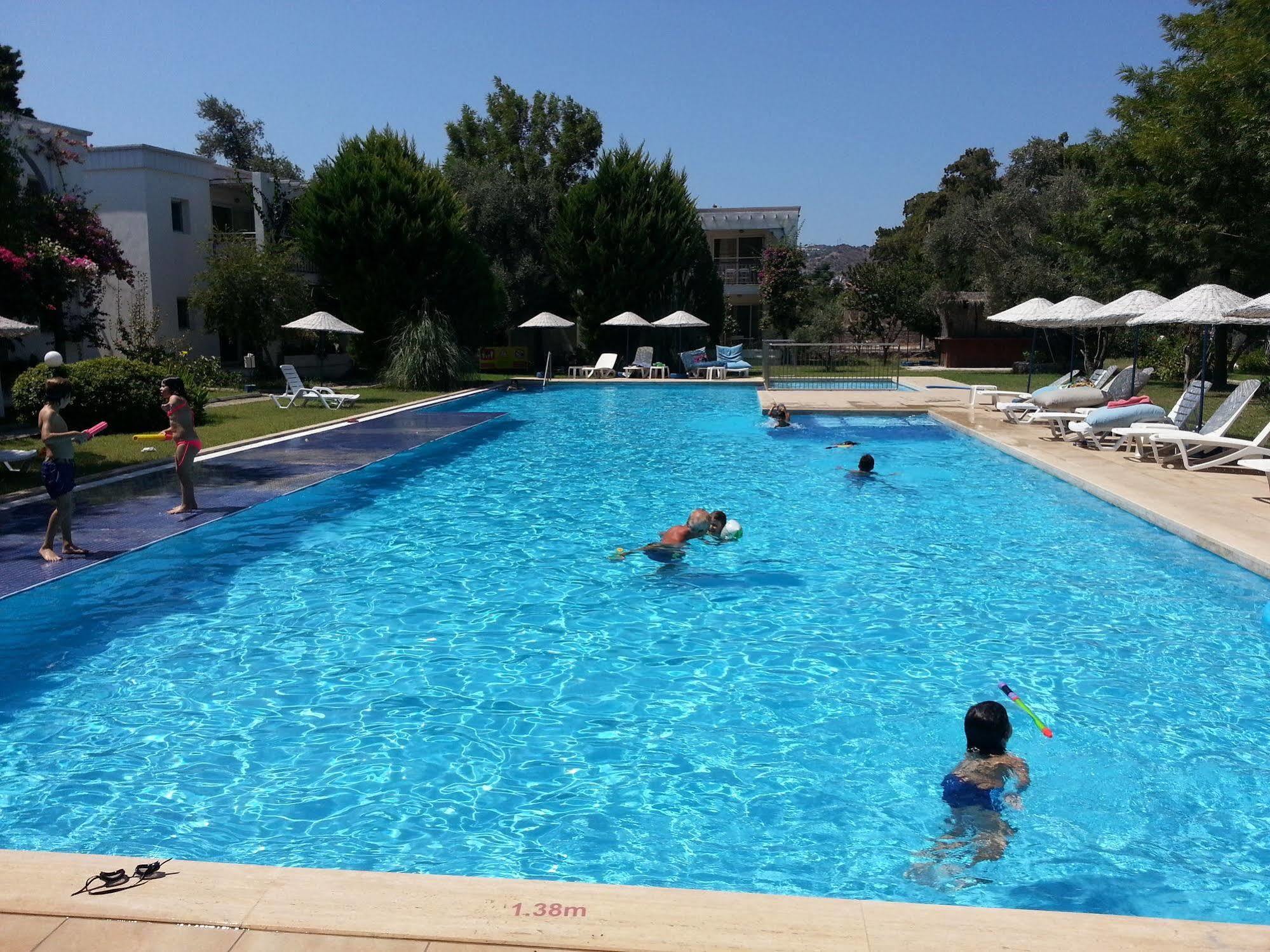 Muskebi Apart Otel Ortakent Kültér fotó