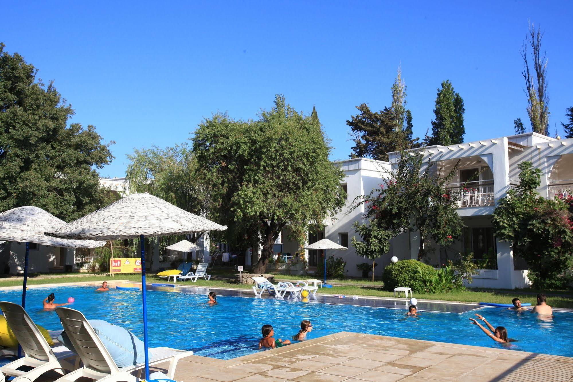 Muskebi Apart Otel Ortakent Kültér fotó