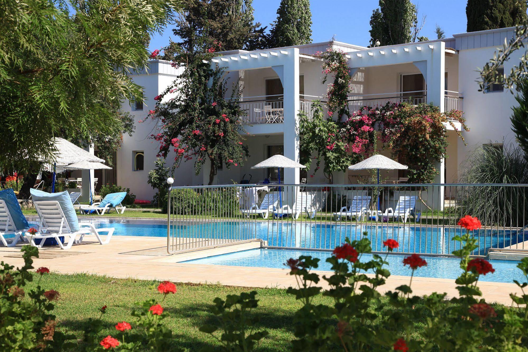 Muskebi Apart Otel Ortakent Kültér fotó
